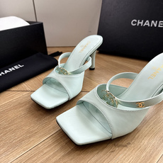 G238😀CHANEL* 香奈儿小香2026专柜同步新款高跟鞋凉鞋极简设计 超好搭配的日常款、无论高度 G238😀CHANEL* 香奈儿小香2026专柜同步新款高跟鞋凉鞋极简设计 超好搭配的日常款、无论高度