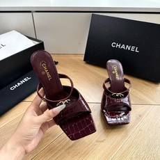 G238😀CHANEL* 香奈儿小香2026专柜同步新款高跟鞋凉鞋极简设计 超好搭配的日常款、无论高度 G238😀CHANEL* 香奈儿小香2026专柜同步新款高跟鞋凉鞋极简设计 超好搭配的日常款、无论高度