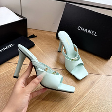 G238😀CHANEL* 香奈儿小香2026专柜同步新款高跟鞋凉鞋极简设计 超好搭配的日常款、无论高度 G238😀CHANEL* 香奈儿小香2026专柜同步新款高跟鞋凉鞋极简设计 超好搭配的日常款、无论高度
