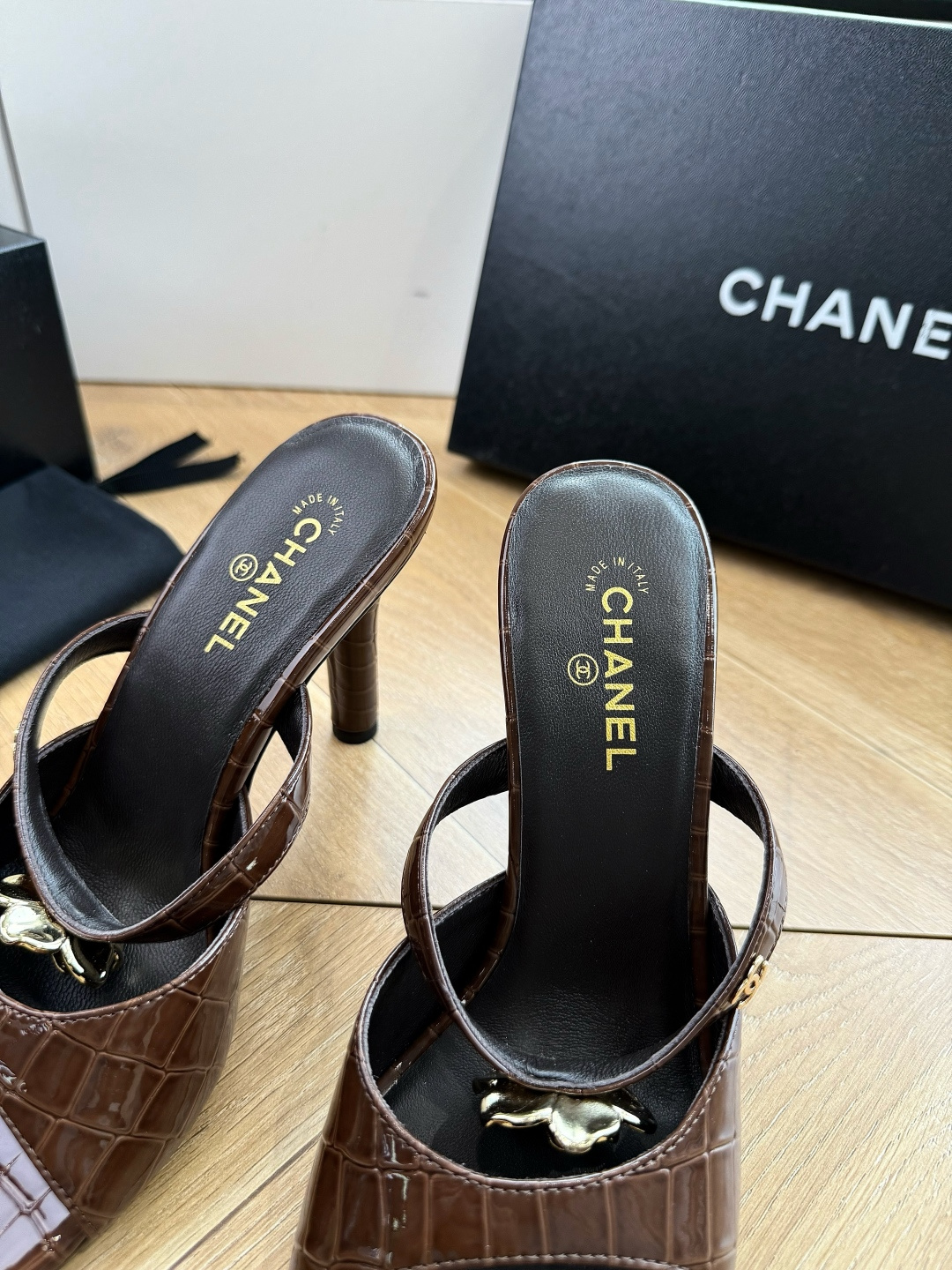 G238😀CHANEL* 香奈儿小香2026专柜同步新款高跟鞋凉鞋极简设计 超好搭配的日常款、无论高度 