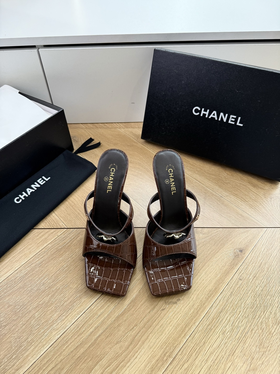 G238😀CHANEL* 香奈儿小香2026专柜同步新款高跟鞋凉鞋极简设计 超好搭配的日常款、无论高度 