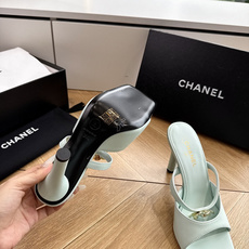 G238😀CHANEL* 香奈儿小香2026专柜同步新款高跟鞋凉鞋极简设计 超好搭配的日常款、无论高度 G238😀CHANEL* 香奈儿小香2026专柜同步新款高跟鞋凉鞋极简设计 超好搭配的日常款、无论高度