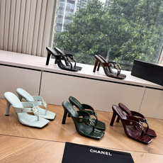 G238😀CHANEL* 香奈儿小香2026专柜同步新款高跟鞋凉鞋极简设计 超好搭配的日常款、无论高度 G238😀CHANEL* 香奈儿小香2026专柜同步新款高跟鞋凉鞋极简设计 超好搭配的日常款、无论高度