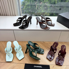 G238😀CHANEL* 香奈儿小香2026专柜同步新款高跟鞋凉鞋极简设计 超好搭配的日常款、无论高度 G238😀CHANEL* 香奈儿小香2026专柜同步新款高跟鞋凉鞋极简设计 超好搭配的日常款、无论高度