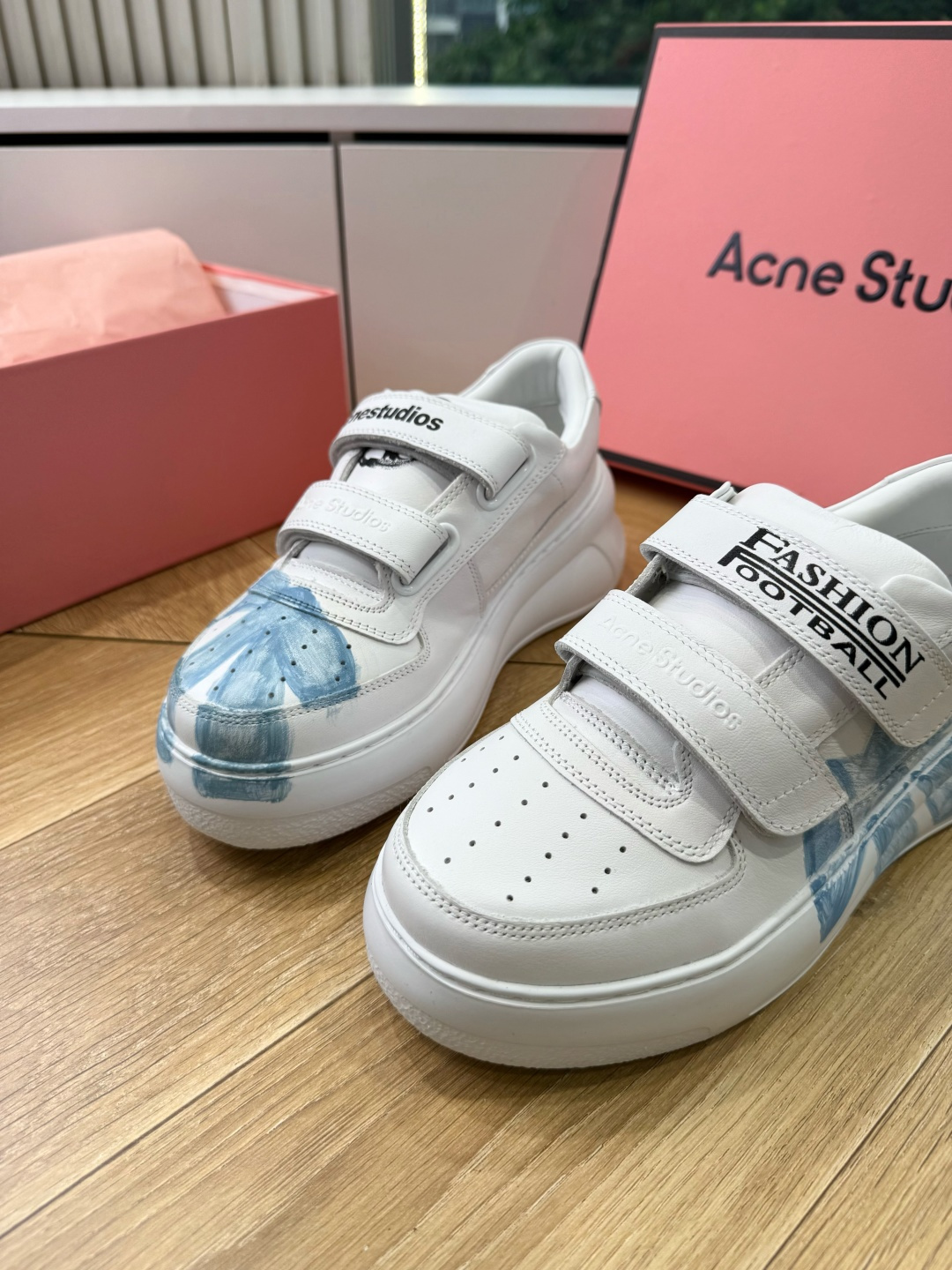 G086代购级别现货供应高版Acne Studios经典魔术贴平底笑脸真皮休闲板鞋运动女鞋小白鞋 面料：牛皮 内里：原版