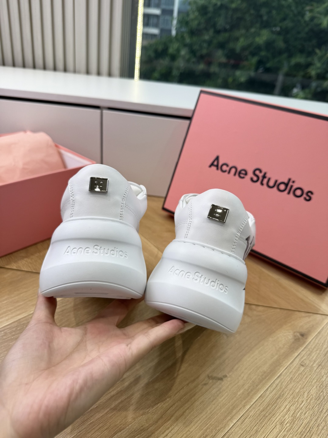 G086代购级别现货供应高版Acne Studios经典魔术贴平底笑脸真皮休闲板鞋运动女鞋小白鞋 面料：牛皮 内里：原版