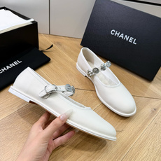 G238😀CHANEL* 香奈儿小香2026专柜同步新款高跟鞋单鞋极简设计 超好搭配的日常款、无论高度 G238😀CHANEL* 香奈儿小香2026专柜同步新款高跟鞋单鞋极简设计 超好搭配的日常款、无论高度