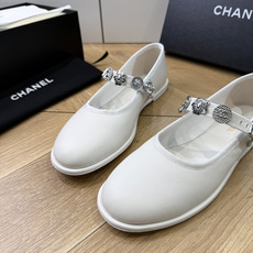 G238😀CHANEL* 香奈儿小香2026专柜同步新款高跟鞋单鞋极简设计 超好搭配的日常款、无论高度 G238😀CHANEL* 香奈儿小香2026专柜同步新款高跟鞋单鞋极简设计 超好搭配的日常款、无论高度