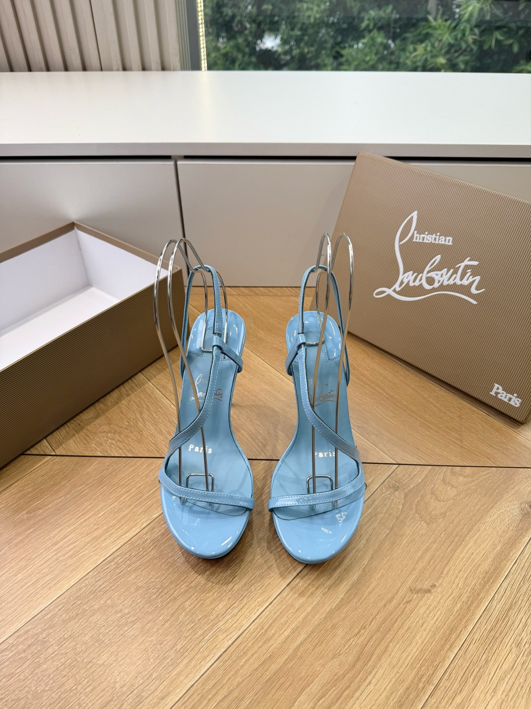 G277Christian Louboutin红底鞋防水台凉鞋 选到了颜色真好看呀[色色R]MyTheresa上现在居然