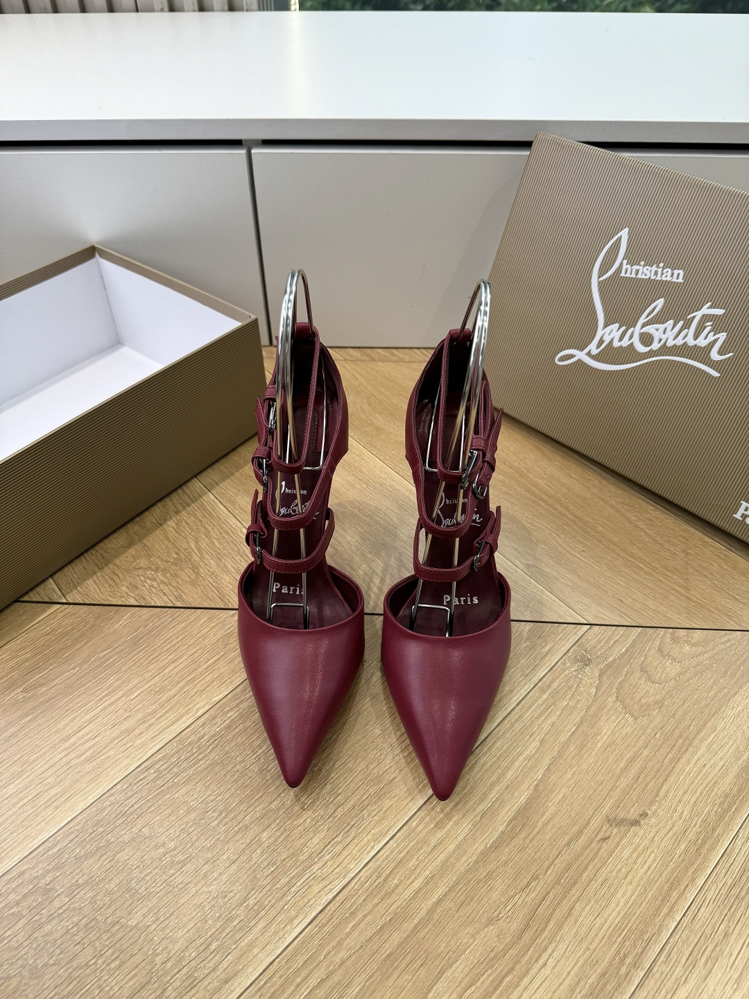 G277Christian Louboutin红底鞋防水台凉鞋 选到了颜色真好看呀[色色R]MyTheresa上现在居然