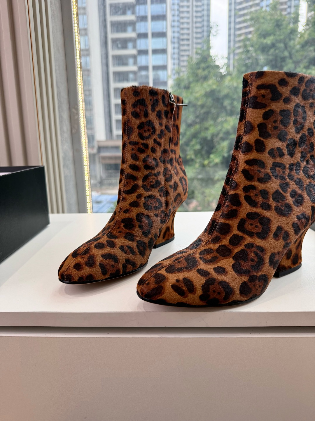 G028😃jil sander ✨2026秋冬新款极简风弹力靴，小仙女想要显腿长，想要线条好看，必选这款靴子，一整个直腿