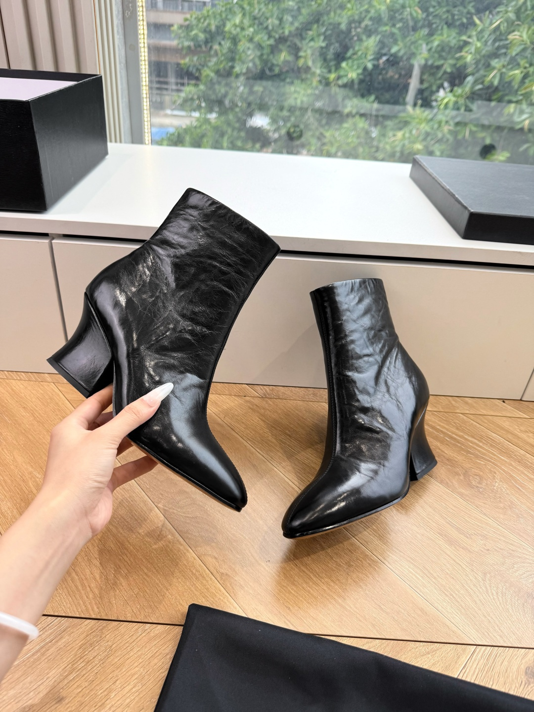 G028😃jil sander ✨2026秋冬新款极简风弹力靴，小仙女想要显腿长，想要线条好看，必选这款靴子，一整个直腿