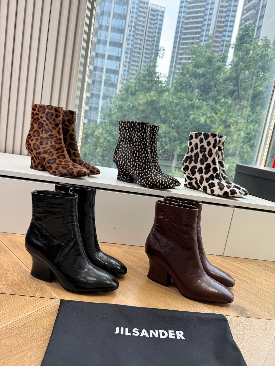 G028😃jil sander ✨2026秋冬新款极简风弹力靴，小仙女想要显腿长，想要线条好看，必选这款靴子，一整个直腿