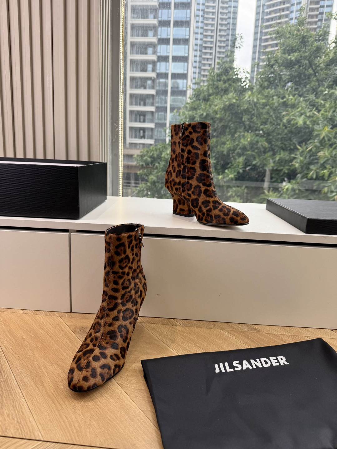 G028😃jil sander ✨2026秋冬新款极简风弹力靴，小仙女想要显腿长，想要线条好看，必选这款靴子，一整个直腿
