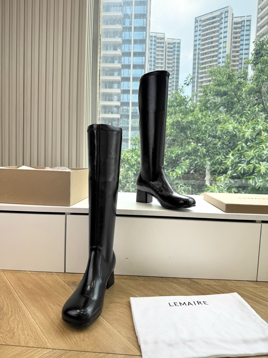 G028😀LEMAIRE✨2026秋冬新款复古短靴,法式慵懒,简约而不失格调,绑带设计,是随性与精致的融合,太美貌了💯 G028😀LEMAIRE✨2026秋冬新款复古短靴,法式慵懒,简约而不失格调,绑带设计,是随性与精致的融合,太美貌了💯