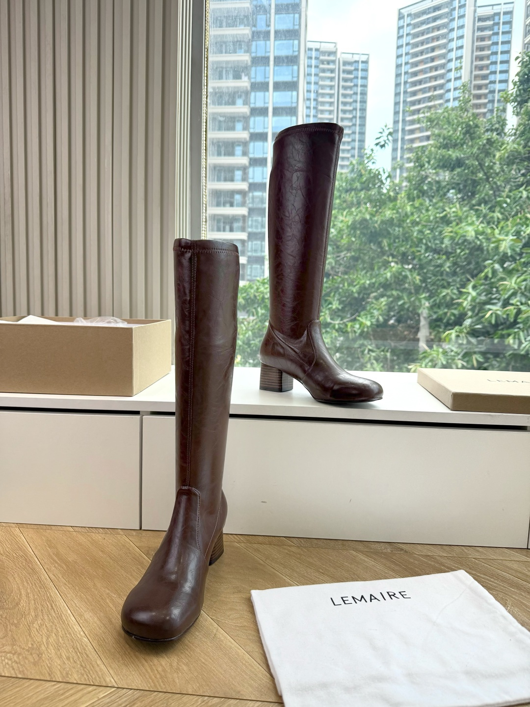 G028😀LEMAIRE✨2026秋冬新款复古短靴,法式慵懒,简约而不失格调,绑带设计,是随性与精致的融合,太美貌了💯 G028😀LEMAIRE✨2026秋冬新款复古短靴,法式慵懒,简约而不失格调,绑带设计,是随性与精致的融合,太美貌了💯