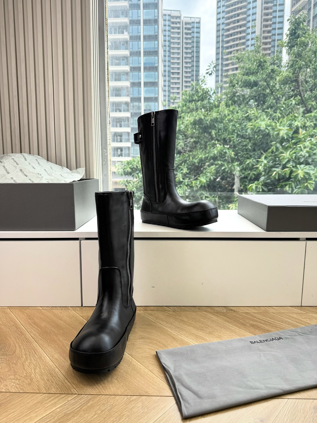 Balenciaga Round Toe Platform Mid Boots