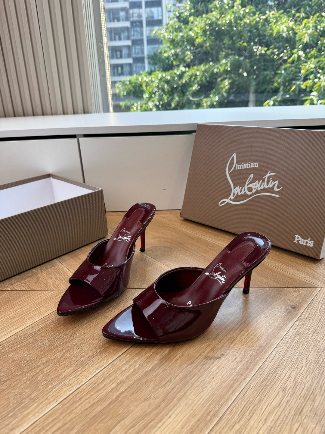 G277Christian Louboutin红底鞋防水台凉鞋 选到了颜色真好看呀[色色R]MyTheresa上现在居然