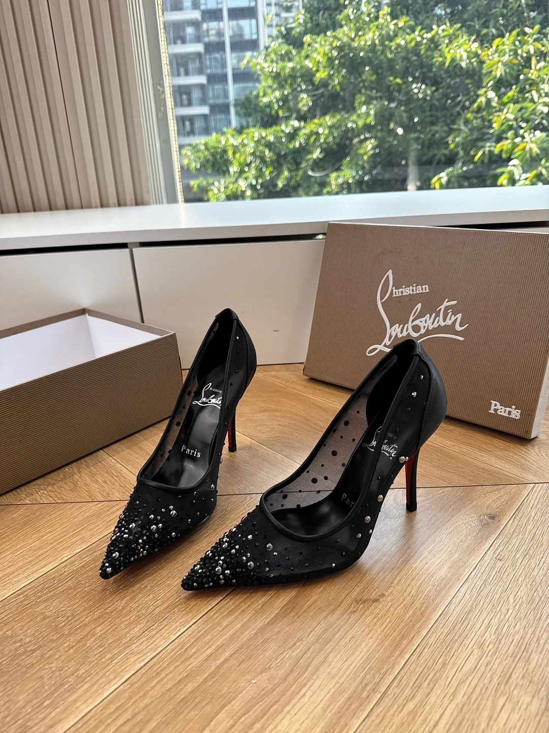 G277Christian Louboutin红底鞋单鞋 选到了颜色真好看呀[色色R]MyTheresa上现在居然 最后