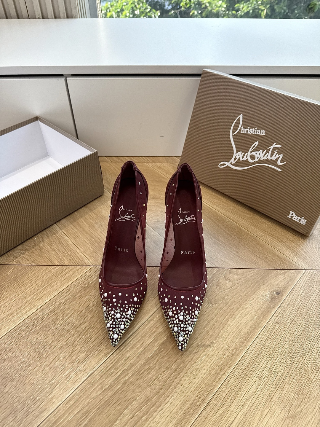 G277Christian Louboutin红底鞋单鞋 选到了颜色真好看呀[色色R]MyTheresa上现在居然 最后
