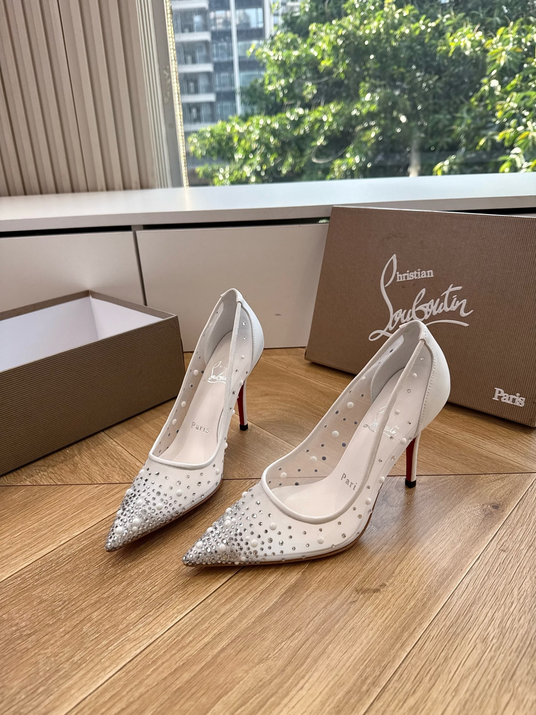 G277Christian Louboutin红底鞋单鞋 选到了颜色真好看呀[色色R]MyTheresa上现在居然 最后