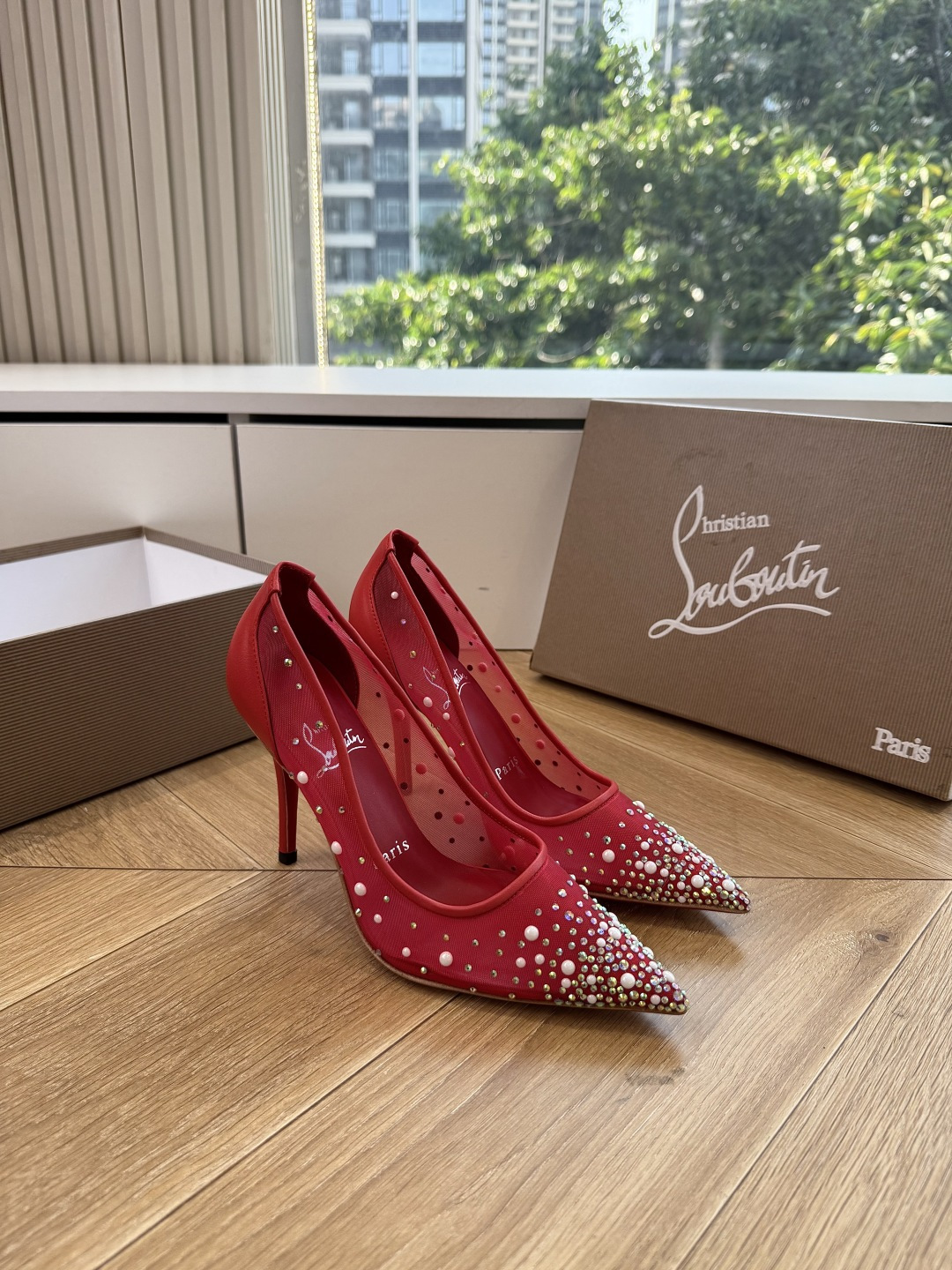 G277Christian Louboutin红底鞋单鞋 选到了颜色真好看呀[色色R]MyTheresa上现在居然 最后