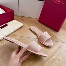 G171顶级品质 VALENTINO华伦天奴经典凉鞋单鞋春夏VLOGO SIGNATURE鞋型线条流畅.版型超赞上脚舒适 G171顶级品质 VALENTINO华伦天奴经典凉鞋单鞋春夏VLOGO SIGNATURE鞋型线条流畅.版型超赞上脚舒适