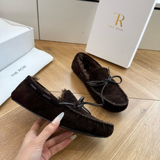 G679代购级别the roe羊卷毛棉鞋单鞋一定要收了它 有一丢高级又简约的感觉其实除了好看以外它的舒适度真的是好穿到舍 G679代购级别the roe羊卷毛棉鞋单鞋一定要收了它 有一丢高级又简约的感觉其实除了好看以外它的舒适度真的是好穿到舍