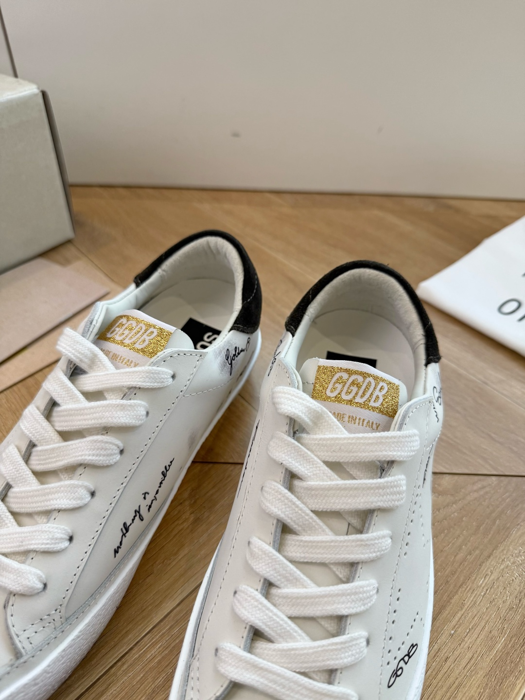 G167@原版顶级包装GGDB小脏鞋.Golden G se Deluxe Brand 新鞋底SPACE系列 独家定制 G167@原版顶级包装GGDB小脏鞋.Golden G se Deluxe Brand 新鞋底SPACE系列 独家定制