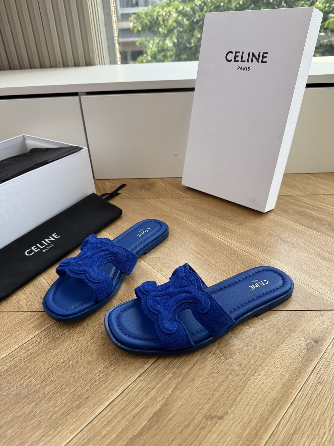 G039😃所见即所得代购级别CELINE思琳赛琳CELINE RUNNER 有CELINE标志运动鞋侧面凹印鞋面压印CE G039😃所见即所得代购级别CELINE思琳赛琳CELINE RUNNER 有CELINE标志运动鞋侧面凹印鞋面压印CE