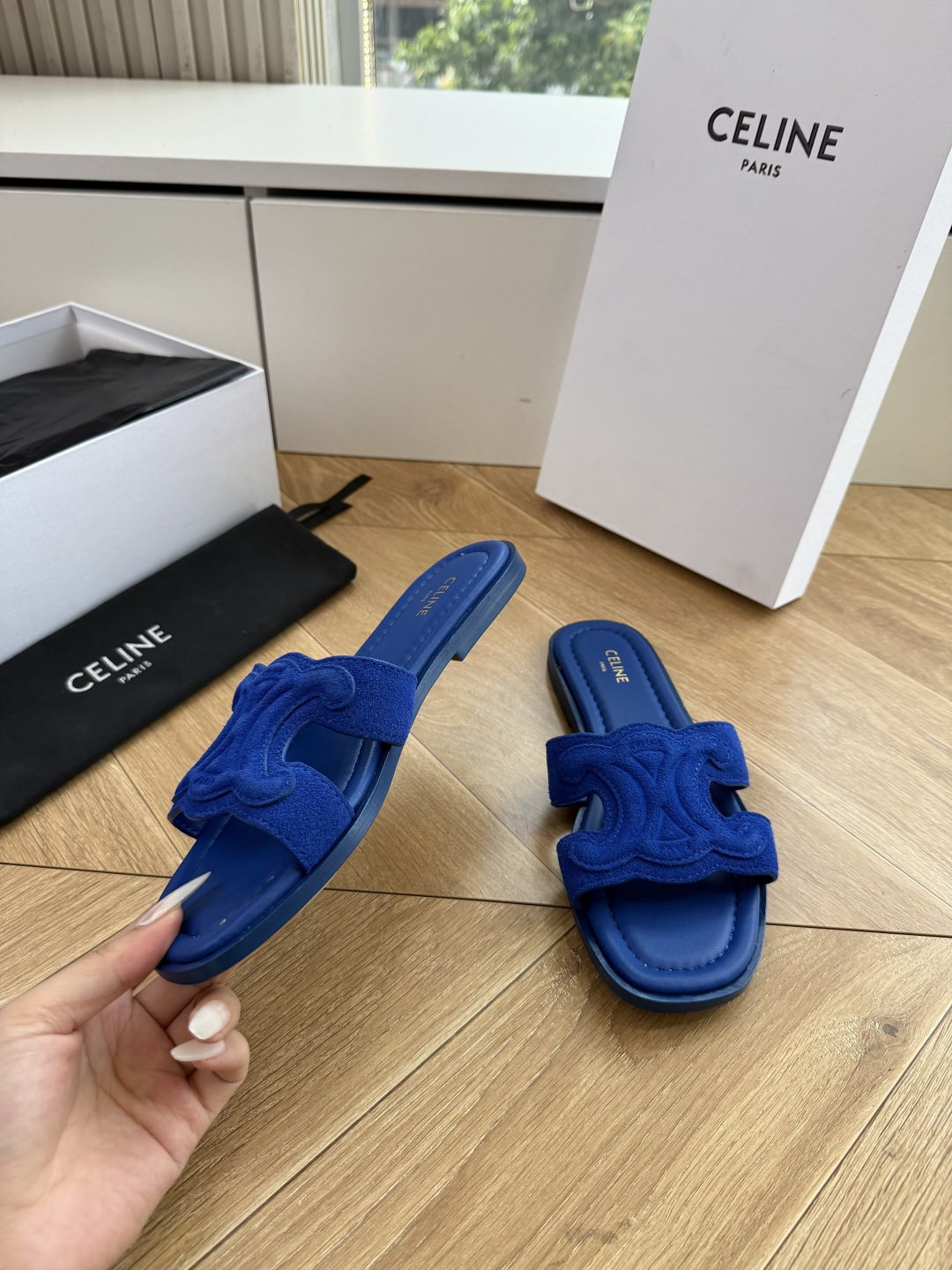 G039😃所见即所得代购级别CELINE思琳赛琳CELINE RUNNER 有CELINE标志运动鞋侧面凹印鞋面压印CE G039😃所见即所得代购级别CELINE思琳赛琳CELINE RUNNER 有CELINE标志运动鞋侧面凹印鞋面压印CE