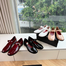 G238@Chane*26ss夏季新款玛丽珍单鞋 温柔名媛的氛围感缓缓蔓延,圆润鞋头搭配精巧的小蝴蝶结,撞色双C贴标是整 G238@Chane*26ss夏季新款玛丽珍单鞋 温柔名媛的氛围感缓缓蔓延,圆润鞋头搭配精巧的小蝴蝶结,撞色双C贴标是整