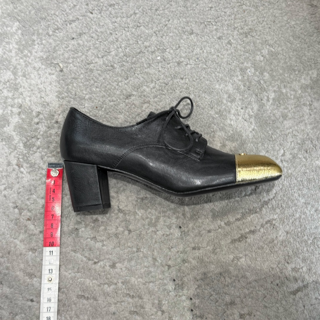 G189😀CHANE*2026小香奈弹力方头袜靴妥妥的自留款！！比经典款Slingback舒服太多啦！每个颜色上脚都很显
