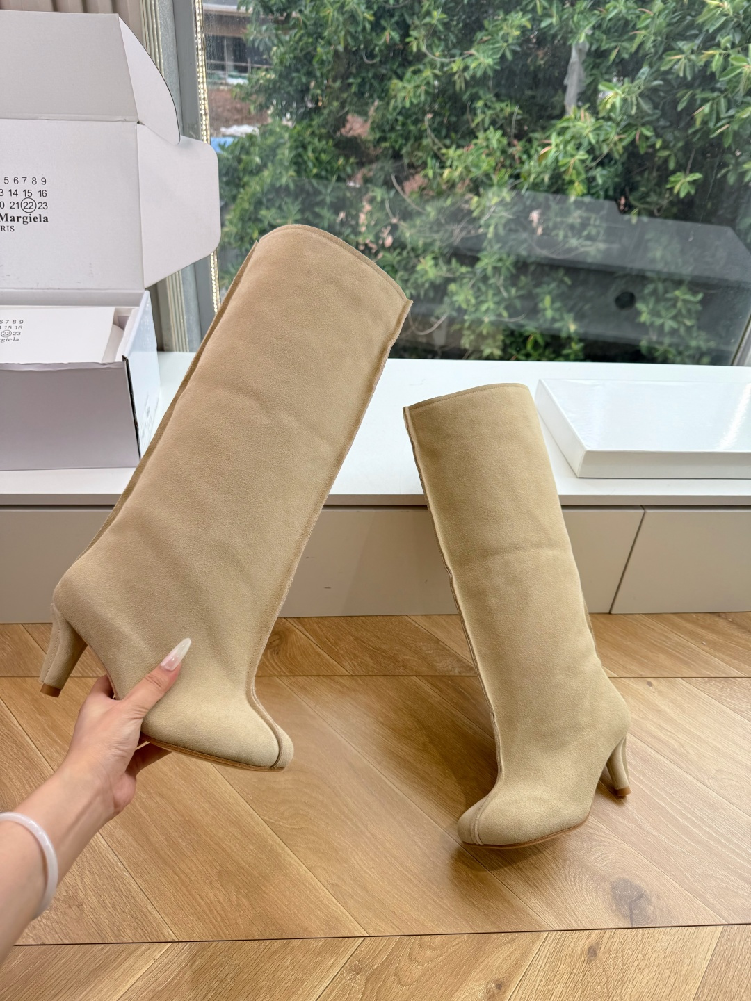 G077代购级别 Maison Margiela 玛吉拉Mm6真皮宽筒直筒长靴不过膝 秋冬新细高跟高筒靴最高版本买手代购 G077代购级别 Maison Margiela 玛吉拉Mm6真皮宽筒直筒长靴不过膝 秋冬新细高跟高筒靴最高版本买手代购