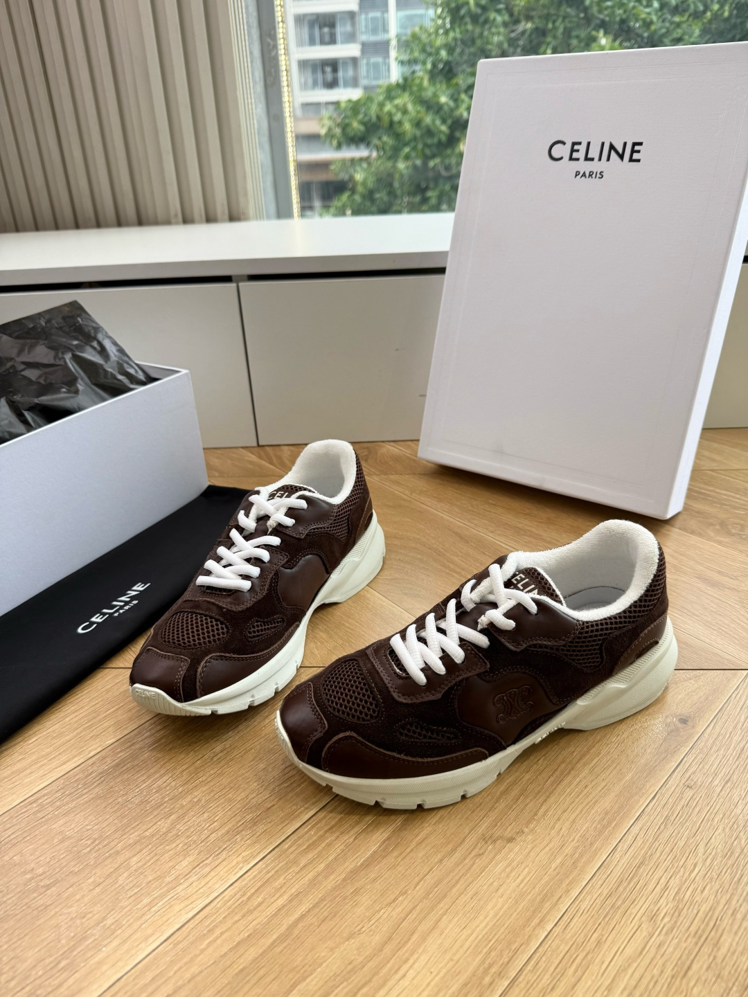 G08赛琳Celin*·26s 春夏新款 透气网面设计老爹鞋 这双老爹鞋是Celine将巴黎左岸那份不刻意的精致,与九十 G08赛琳Celin*·26s 春夏新款 透气网面设计老爹鞋 这双老爹鞋是Celine将巴黎左岸那份不刻意的精致,与九十