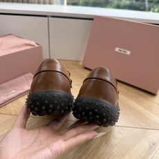 G0286代购级独家上新Miu Miu2026真皮乐福鞋Zp开发 手工羊皮平底拖鞋秒杀市面版本Miu真的太少女奶呼呼的超 G0286代购级独家上新Miu Miu2026真皮乐福鞋Zp开发 手工羊皮平底拖鞋秒杀市面版本Miu真的太少女奶呼呼的超