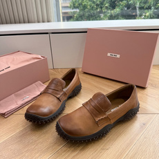 G0286代购级独家上新Miu Miu2026真皮乐福鞋Zp开发 手工羊皮平底拖鞋秒杀市面版本Miu真的太少女奶呼呼的超 G0286代购级独家上新Miu Miu2026真皮乐福鞋Zp开发 手工羊皮平底拖鞋秒杀市面版本Miu真的太少女奶呼呼的超