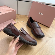 G0286代购级独家上新Miu Miu2026真皮乐福鞋Zp开发 手工羊皮平底拖鞋秒杀市面版本Miu真的太少女奶呼呼的超 G0286代购级独家上新Miu Miu2026真皮乐福鞋Zp开发 手工羊皮平底拖鞋秒杀市面版本Miu真的太少女奶呼呼的超