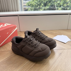 G741@OHOKA 越来越高攀不起了! 勇闯时尚圈,HOKA携手Marni! 善用色彩的 Marni这次给 Hoka来 G741@OHOKA 越来越高攀不起了! 勇闯时尚圈,HOKA携手Marni! 善用色彩的 Marni这次给 Hoka来