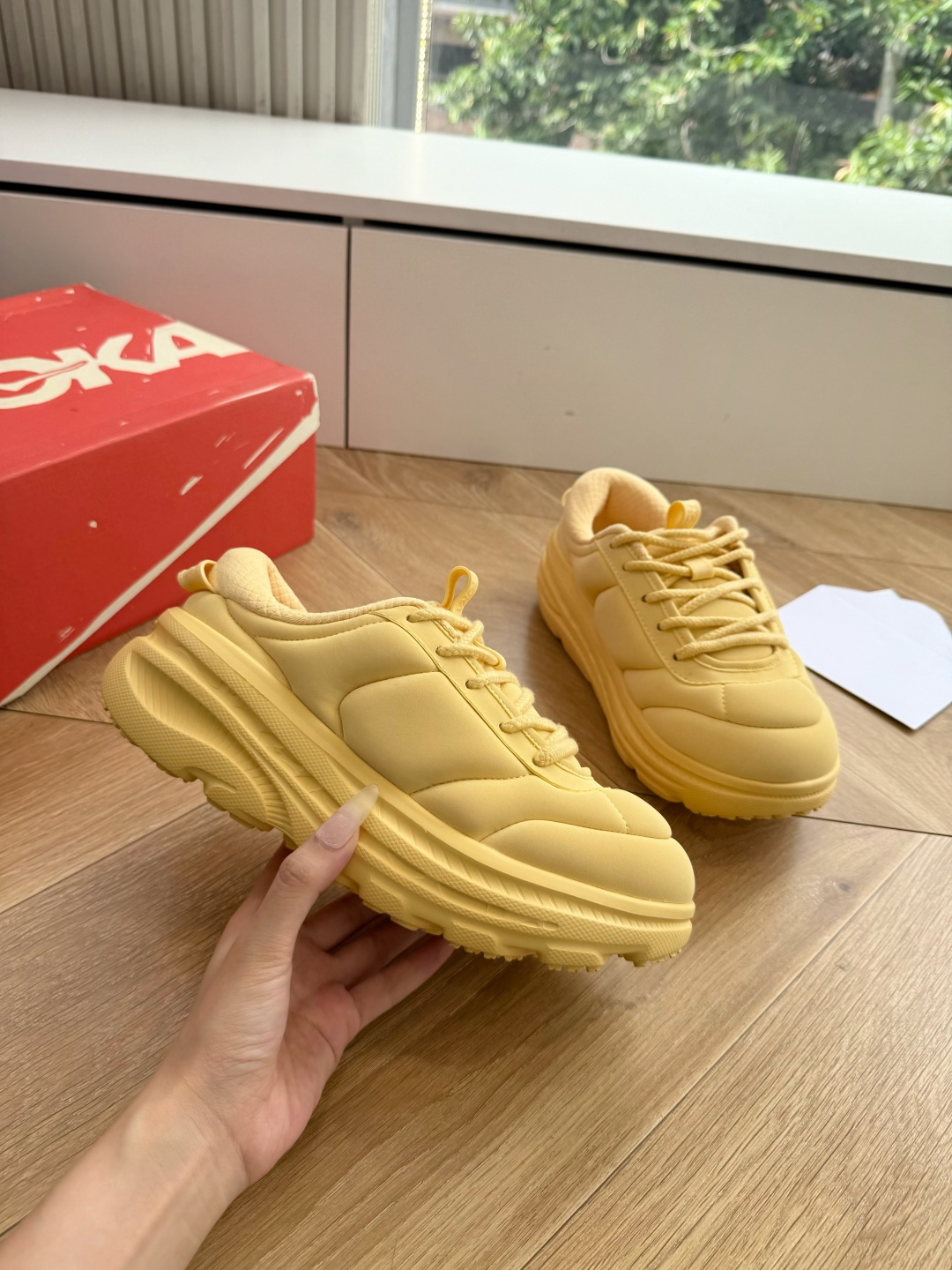 G741@OHOKA 越来越高攀不起了! 勇闯时尚圈,HOKA携手Marni! 善用色彩的 Marni这次给 Hoka来 G741@OHOKA 越来越高攀不起了! 勇闯时尚圈,HOKA携手Marni! 善用色彩的 Marni这次给 Hoka来