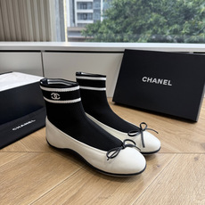 G266 CHANEL 香奈儿 2026 早秋新款 圆头 蝴蝶结 袜套芭蕾舞鞋这双把优雅刻在骨子里的Chanel袜靴!经 G266 CHANEL 香奈儿 2026 早秋新款 圆头 蝴蝶结 袜套芭蕾舞鞋这双把优雅刻在骨子里的Chanel袜靴!经