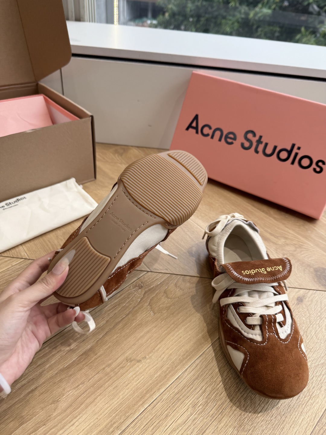 G213顶级品质 Acne Studios 26ss 秋季新款走秀款芭蕾鞋 可以说每一双都是可以珍藏的鞋子 今年这款芭蕾 G213顶级品质 Acne Studios 26ss 秋季新款走秀款芭蕾鞋 可以说每一双都是可以珍藏的鞋子 今年这款芭蕾