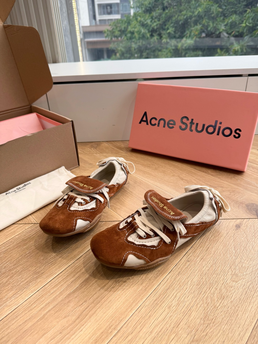 G213顶级品质 Acne Studios 26ss 秋季新款走秀款芭蕾鞋 可以说每一双都是可以珍藏的鞋子 今年这款芭蕾 G213顶级品质 Acne Studios 26ss 秋季新款走秀款芭蕾鞋 可以说每一双都是可以珍藏的鞋子 今年这款芭蕾