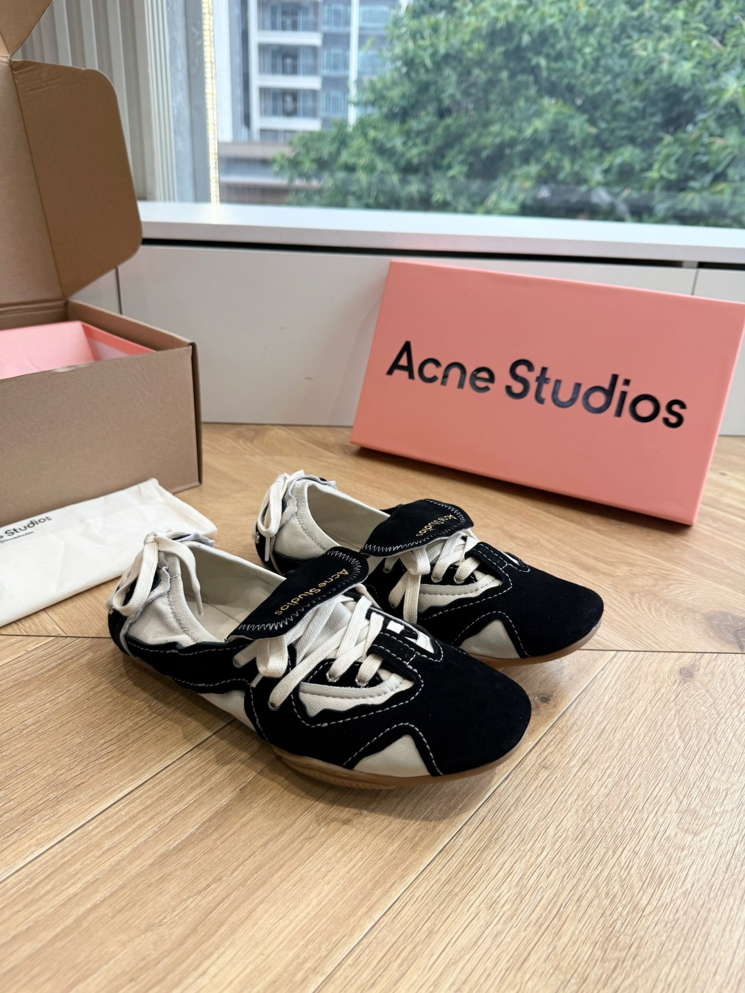 G213顶级品质 Acne Studios 26ss 秋季新款走秀款芭蕾鞋 可以说每一双都是可以珍藏的鞋子 今年这款芭蕾 G213顶级品质 Acne Studios 26ss 秋季新款走秀款芭蕾鞋 可以说每一双都是可以珍藏的鞋子 今年这款芭蕾