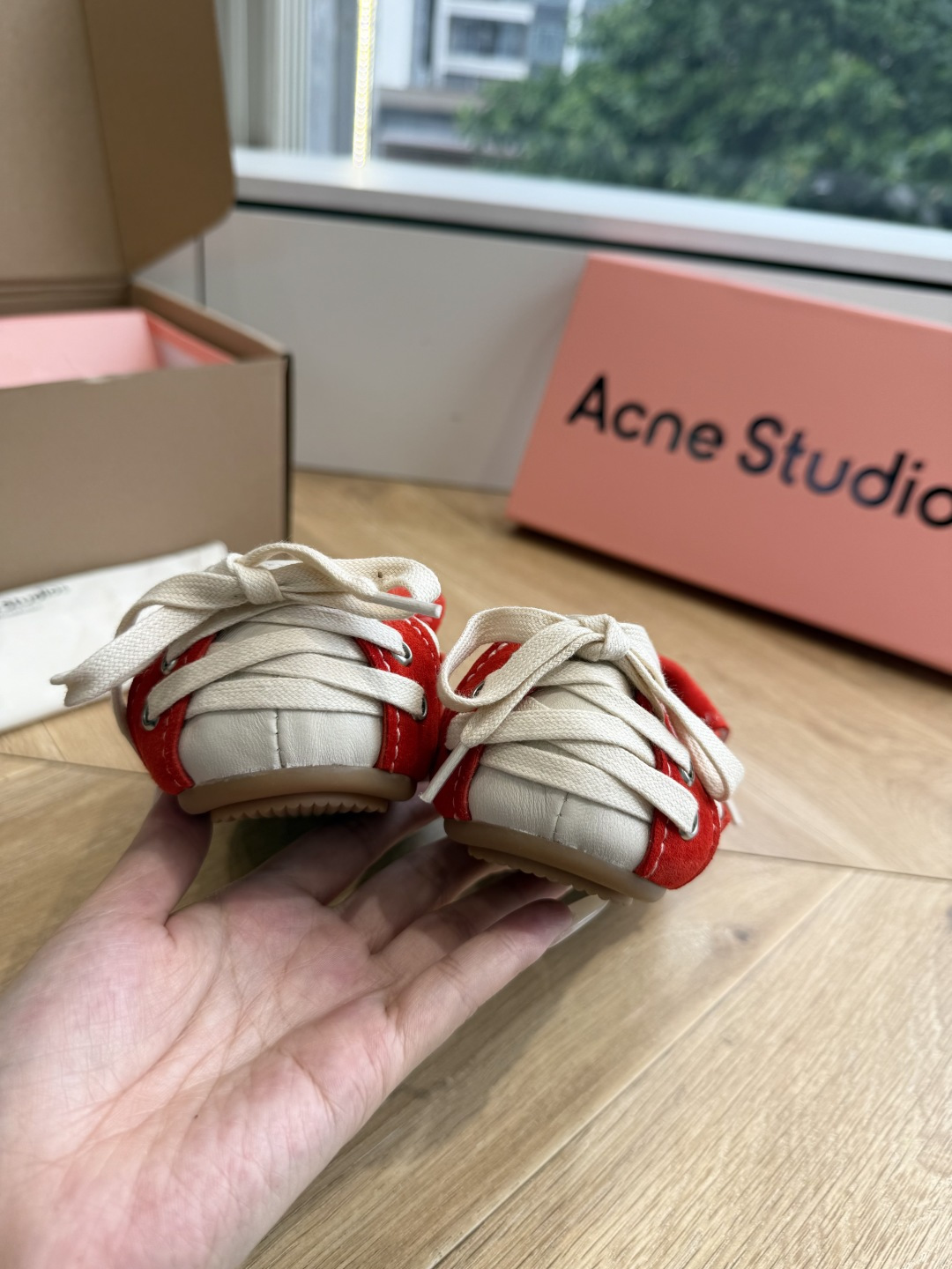 G213顶级品质 Acne Studios 26ss 秋季新款走秀款芭蕾鞋 可以说每一双都是可以珍藏的鞋子 今年这款芭蕾 G213顶级品质 Acne Studios 26ss 秋季新款走秀款芭蕾鞋 可以说每一双都是可以珍藏的鞋子 今年这款芭蕾