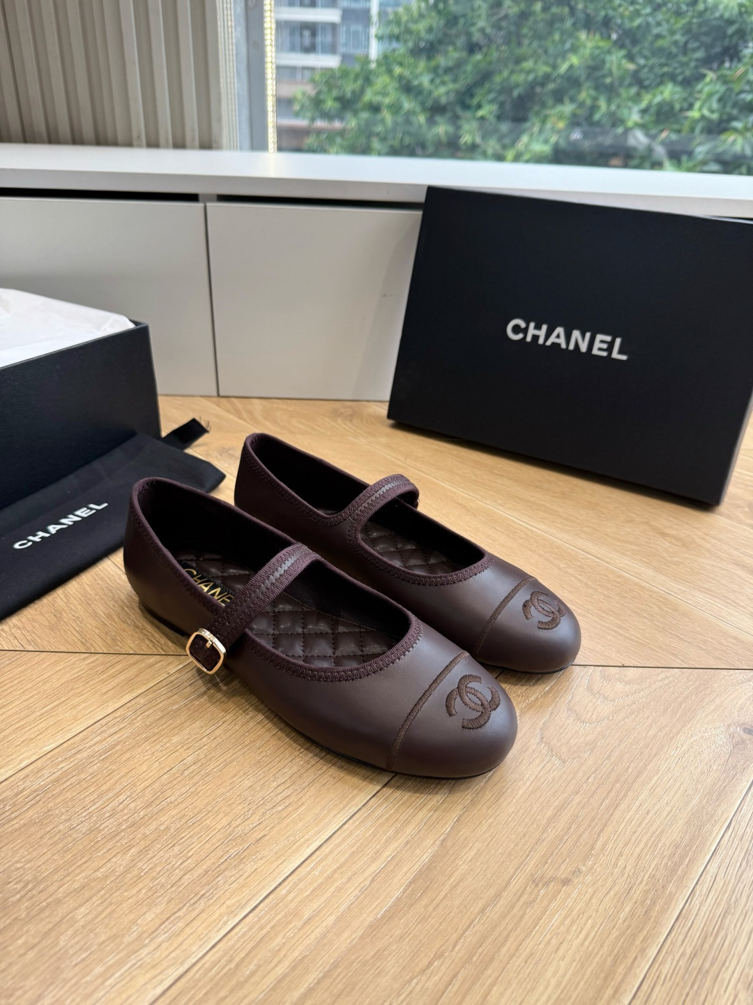 G988😀CHANEL* 香奈儿小香2026专柜同步新款单鞋 极简设计 超好搭配的日常款、无论高度 质感都无可挑剔。小方