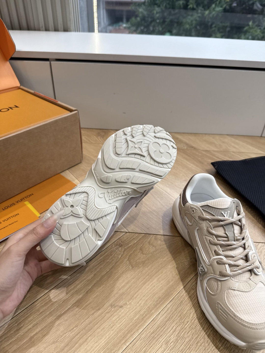 配饰60😀G2231-Louis Vuiton 路易威登 新款 LV Trainer系列板鞋篮球鞋 ‼️ 本款 LV 配饰60😀G2231-Louis Vuiton 路易威登 新款 LV Trainer系列板鞋篮球鞋 ‼️ 本款 LV
