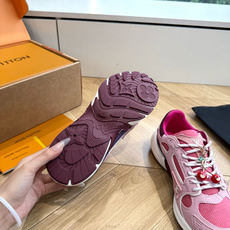 配饰60😀G2231-Louis Vuiton 路易威登 新款 LV Trainer系列板鞋篮球鞋 ‼️ 本款 LV 配饰60😀G2231-Louis Vuiton 路易威登 新款 LV Trainer系列板鞋篮球鞋 ‼️ 本款 LV