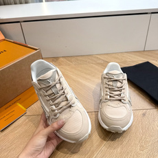 配饰60😀G2231-Louis Vuiton 路易威登 新款 LV Trainer系列板鞋篮球鞋 ‼️ 本款 LV 配饰60😀G2231-Louis Vuiton 路易威登 新款 LV Trainer系列板鞋篮球鞋 ‼️ 本款 LV