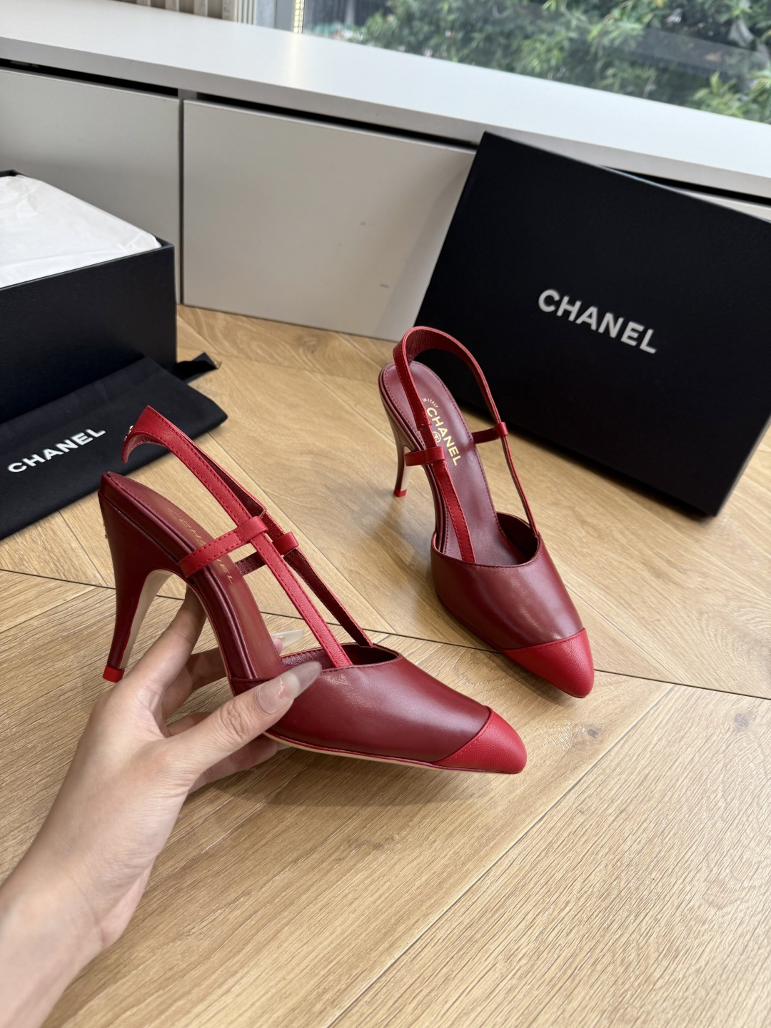 G238😀CHANEL* 香奈儿小香2026专柜同步新款高跟鞋单鞋凉鞋 极简设计 超好搭配的日常款、无论高度 质感都无可 G238😀CHANEL* 香奈儿小香2026专柜同步新款高跟鞋单鞋凉鞋 极简设计 超好搭配的日常款、无论高度 质感都无可